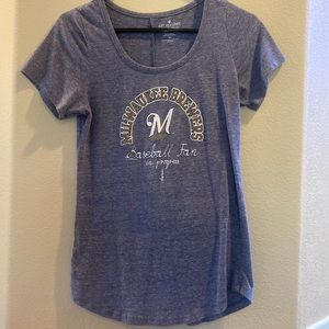 Milwaukee Brewer Maternity T-shirt size M